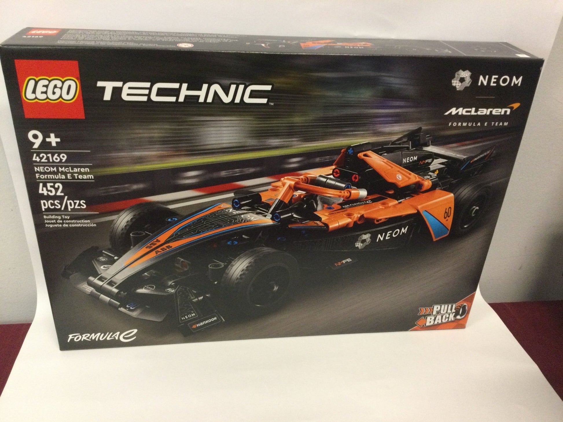 42169 NEOM McLaren Formula E Team - WiredVillage Games - WiredVillage Games