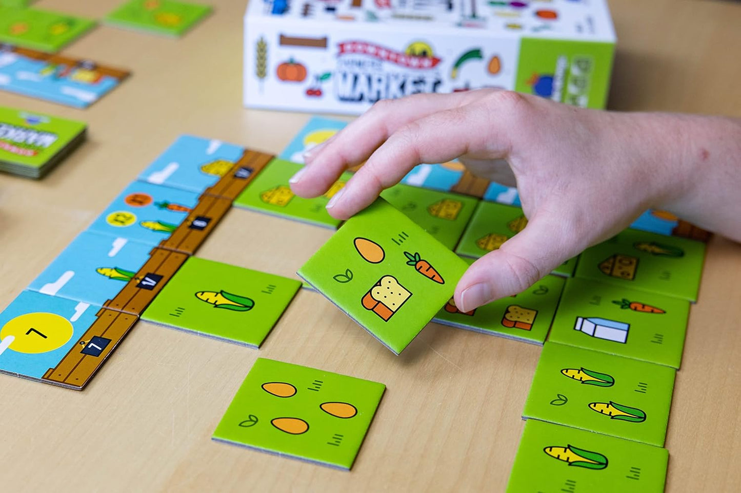 Downtown Farmer's Market - WiredVillage Games - Blue Orange